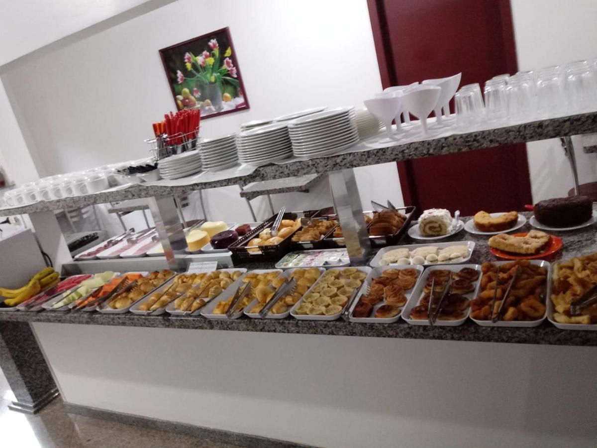 Giroto Hotel Realeza Kültér fotó