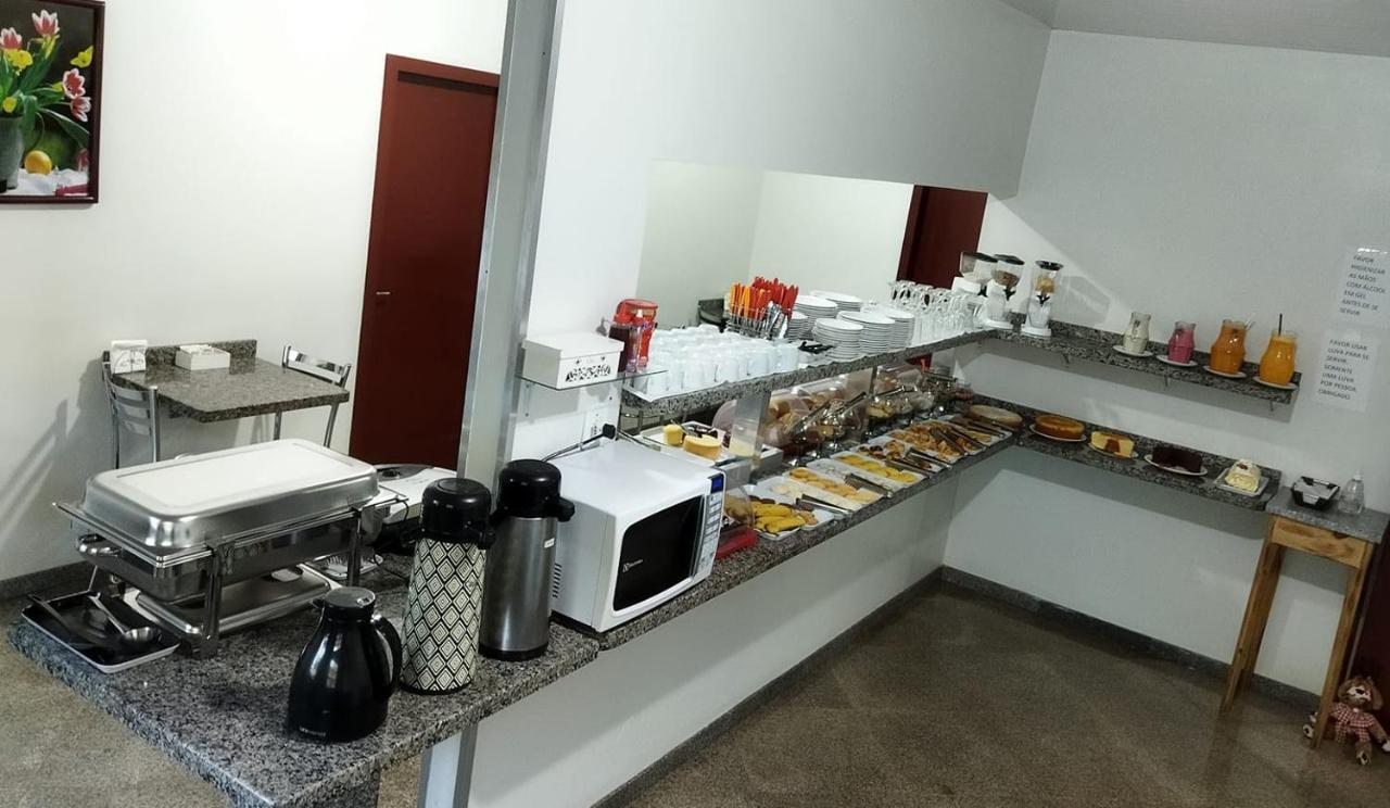 Giroto Hotel Realeza Kültér fotó